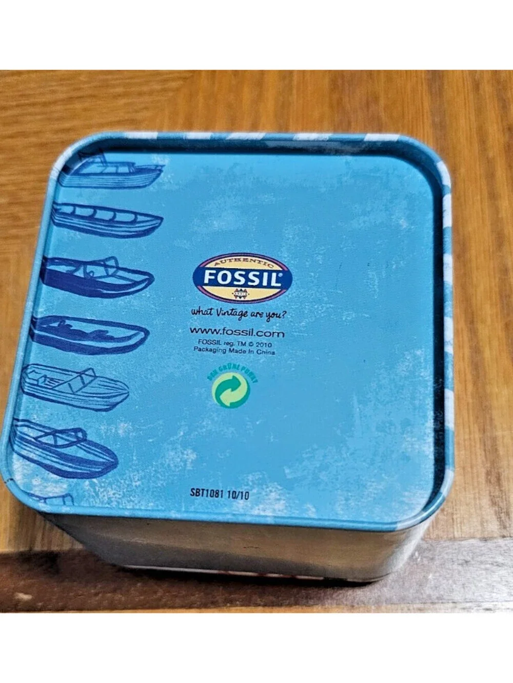 Fossil The American Classic Service Center Tin Box Empty -2010